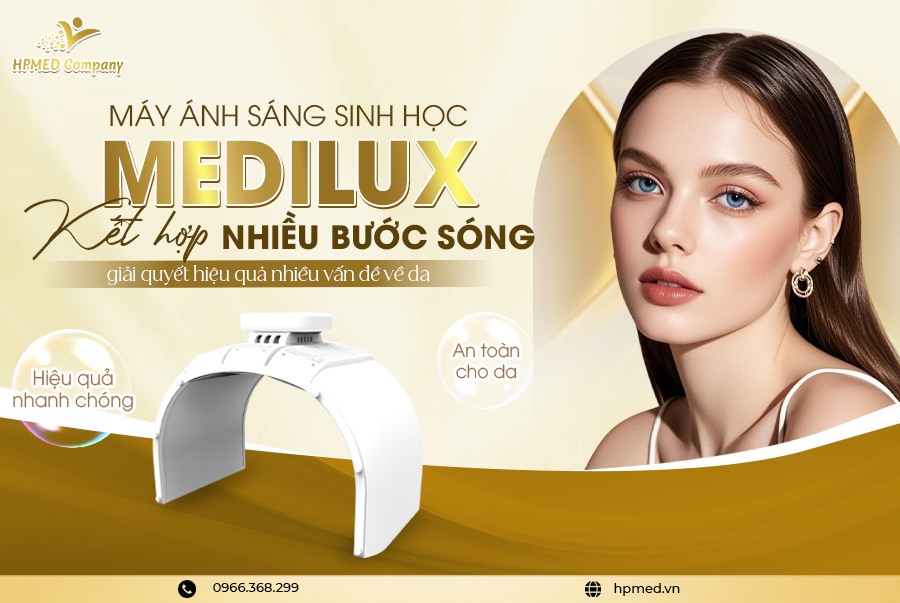 Máy ánh sáng sinh học Medilux và người mẫu nữ giới thiệu thiết bị chăm sóc da mặt